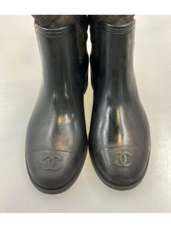m86921916615_1.jpg?1740001253 Chanel Long Rain Boots Quilted CC Logo 37 Brown And Others